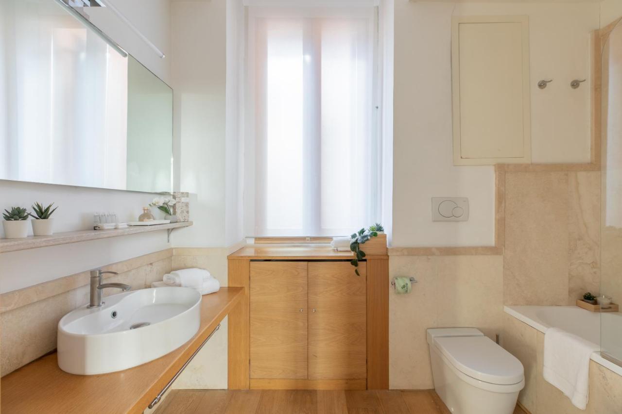 Iflat Navona White And Stylish Apartment Рим Экстерьер фото